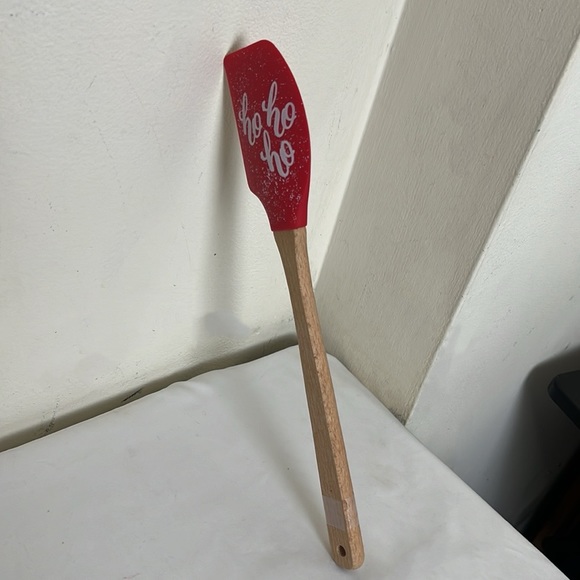 Silicone Spatula Detailed with Santa Laugter “ Ho Ho Ho Handle Xmas Holiday - Picture 4 of 5